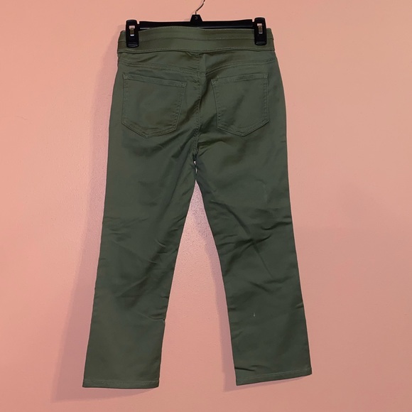 CAPRI’S - Picture 3 of 3